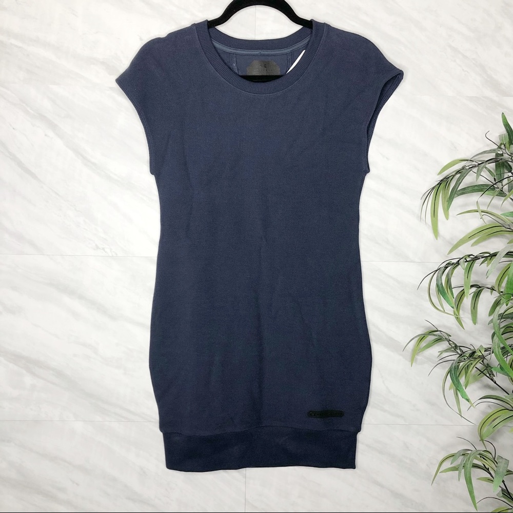 Under Armour Fitted Dress Small